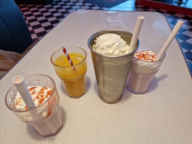 Unit 24, Showgrounds Shopping Centre, Davis Rd, Burgagery-Lands East, Clonmel, Co. Tipperary, E91 Y902