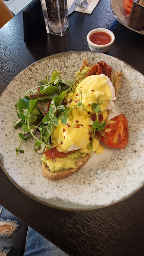 Browne's Bistro - Hospitality and gastronomy