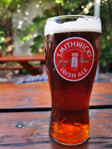 113 Barrack St, The Lough, Cork, T12 RT44