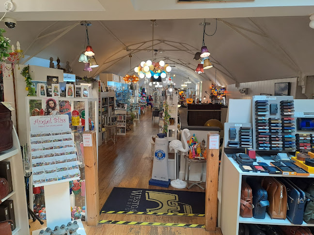 Comentarii opinii despre Westgate Design