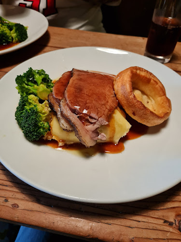 Comentarii opinii despre McCarthys Pub Restaurant and Undertaker