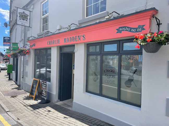 Charlie Maddens Bar , Timoleague - Bandon
