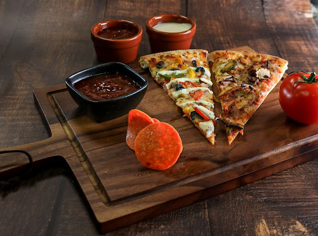 Comentarii opinii despre Disney Pizza & Curry House