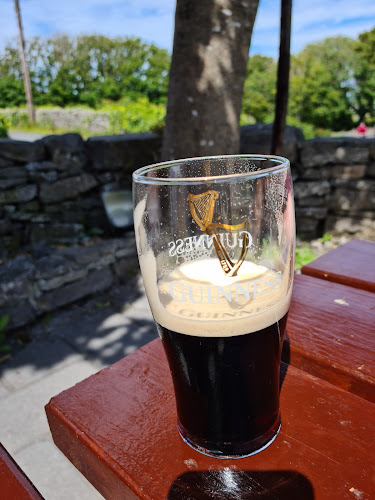 Joe Watty's Pub & Seafood Bar