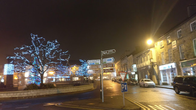 The Diamond, Donegal, F94 ED76