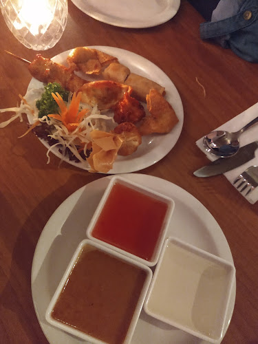 Comentarii opinii despre Weeping Thaiger Restaurant