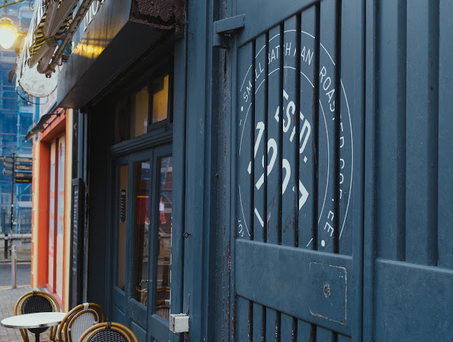 Comentarii opinii despre Mocha Beans Cross St