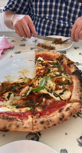 Comentarii opinii despre Nana Bea's Cafe & Wood Fired Pizza
