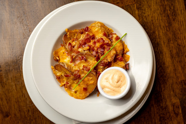 Lydon’s Bar & Restaurant - Hospitality and gastronomy