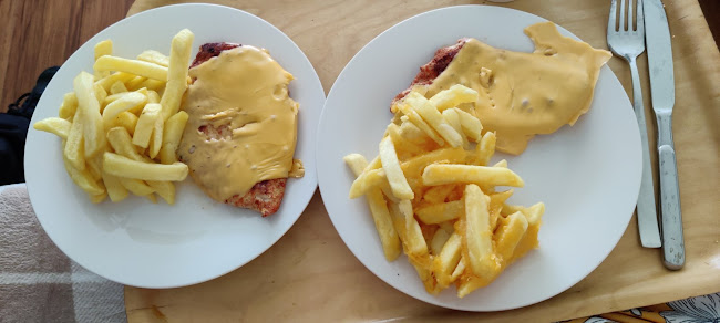 Supermac's & Papa John's Mallow - Hospitality and gastronomy