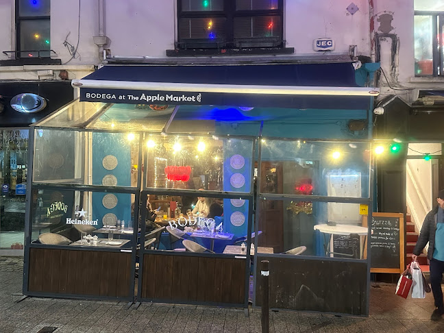 Comentarii opinii despre Bodega