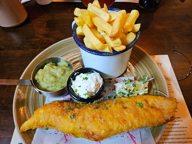 Opinii despre The Creamery Bar & Restaurant în Bunratty - Hospitality and gastronomy