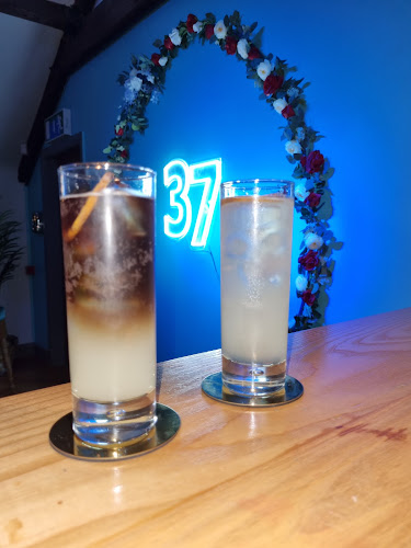 37 Queen Street - Hospitality and gastronomy