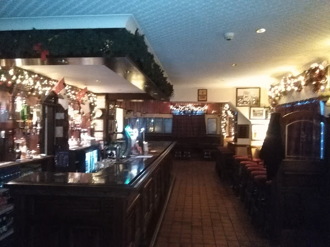 Cunninghams Bar And Lounge - Hospitality and gastronomy