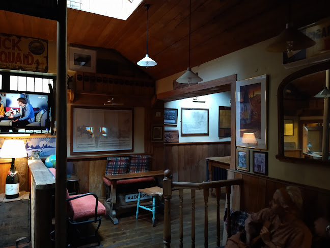 Comentarii opinii despre V J Doherty