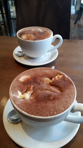 Chocolate Brown Tullamore - Hospitality and gastronomy