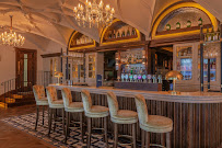 Arkle Bar & Enclosure Restaurant