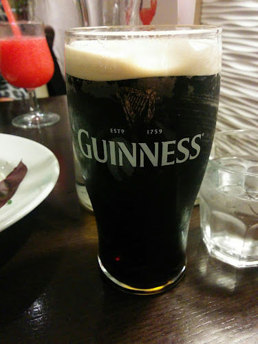 Davis' Restaurant & Yeats Tavern - Drumcliffe North