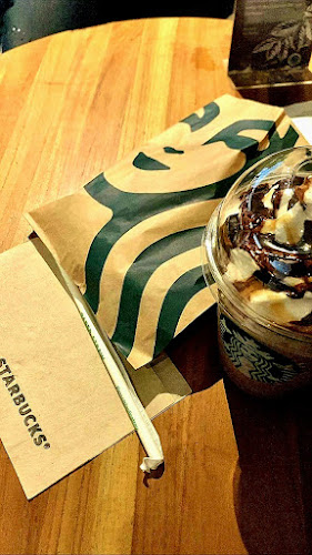 Unit 35B, Whitewater Shopping Centre, The Avenue, Moorfield, Newbridge, Co. Kildare, W12 CD93