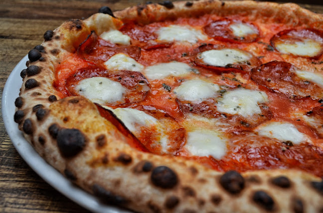 Oak Fire Pizza - Princes Street - Hospitality and gastronomy