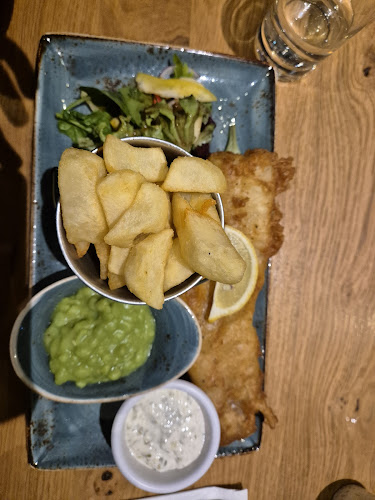 Comentarii opinii despre Neighbourhood