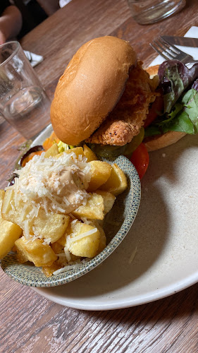 Comentarii opinii despre Momo Restaurant