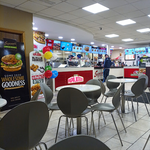 Comentarii opinii despre Supermac's & Papa John's Trim