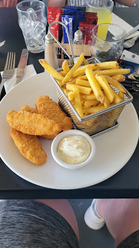 Horseshoe Bar & Restaurant - Hospitality and gastronomy