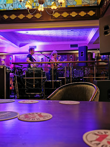 The Middle Shop - Hospitality and gastronomy