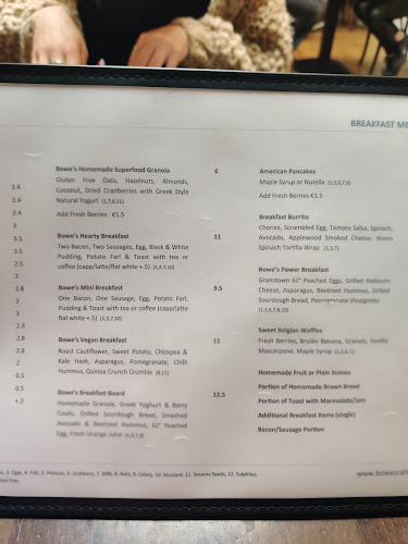 Comentarii opinii despre Bowe's Foodhall & Cafe