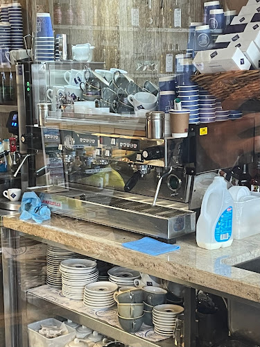 Kelly's Deli - Hospitality and gastronomy