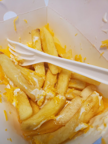 Opinii despre Supermac's & Papa John's Mitchelstown în Mallow - Hospitality and gastronomy