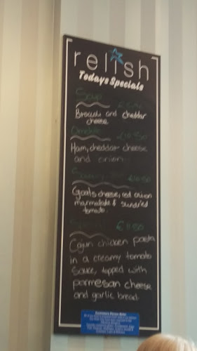 Comentarii opinii despre Relish Cafe & Foodhall