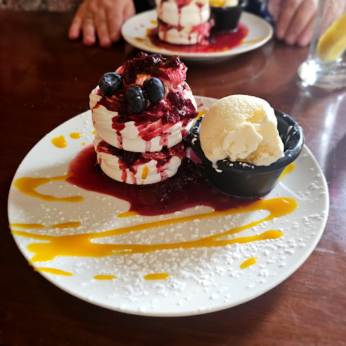 Railway Bar - Hospitality and gastronomy