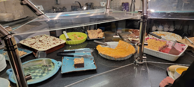 Beehive Crafts and Gifts