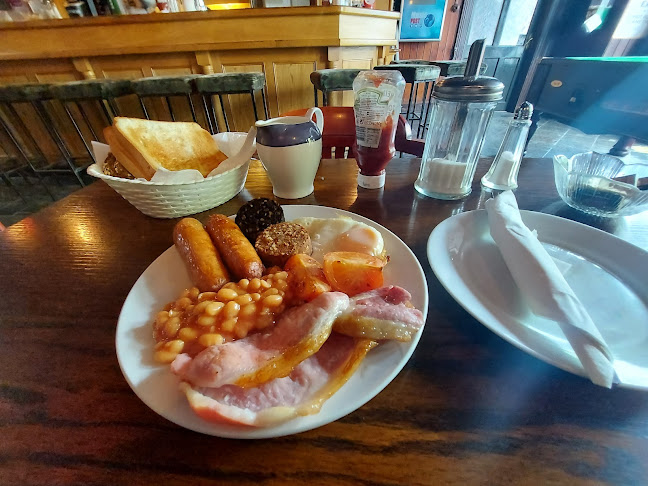 Opinii despre Rose's West End Bar în Lismore - Hospitality and gastronomy