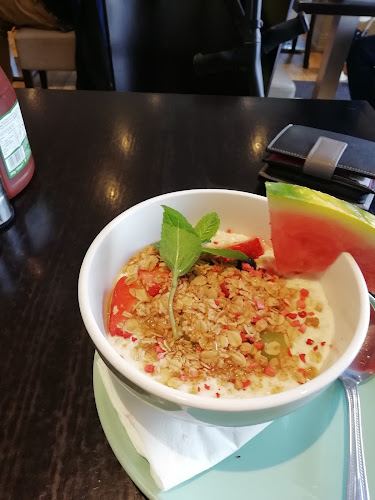 Comentarii opinii despre Latte Da