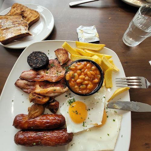 Noel‘s Restaurant & Takeaway - Hospitality and gastronomy