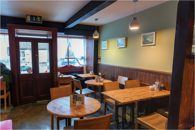 Fox's of Kinvara - Hospitality and gastronomy