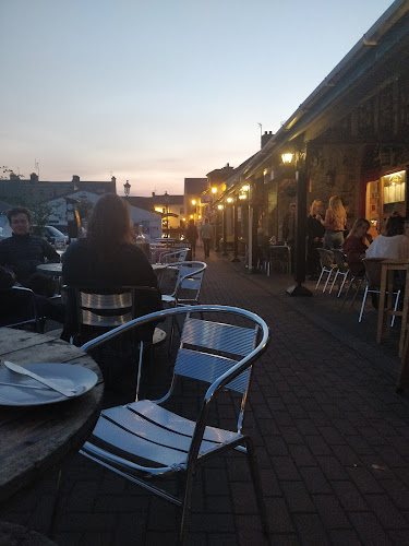 Curious Cat Wine Bar - Killarney