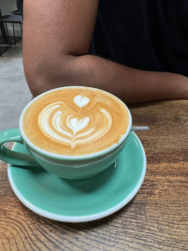 Opinii despre Catalyst Cafe - Florence Villas în Bray - Hospitality and gastronomy