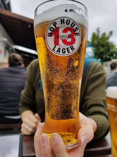 Comentarii opinii despre Joe Watty's Pub & Seafood Bar