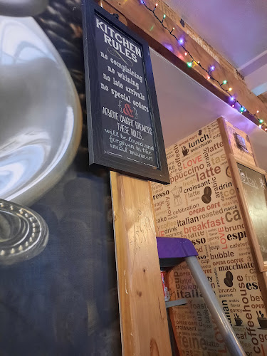 T&T Bakery and Cafe - Hospitality and gastronomy