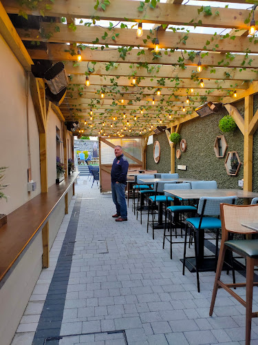 Railway Bar Navan - Hospitality and gastronomy