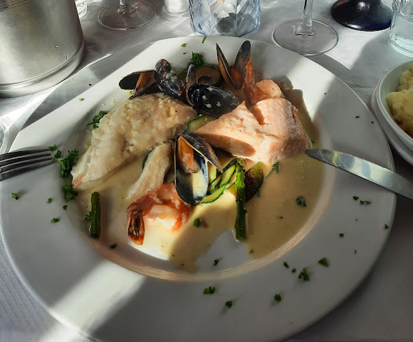 Gaffneys Seafood Restaurant - Hospitality and gastronomy