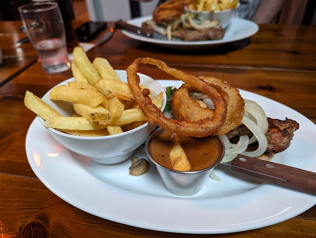 THE RAMBLING HOUSE BAR & RESTAURANT - Laghey