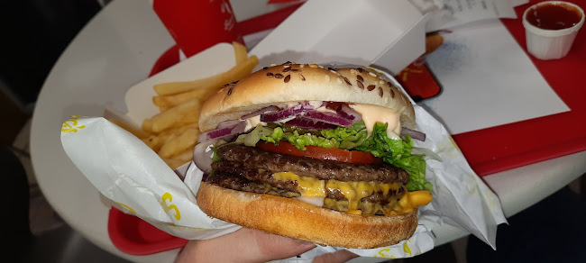 Supermac's & Papa John's Trim - Hospitality and gastronomy