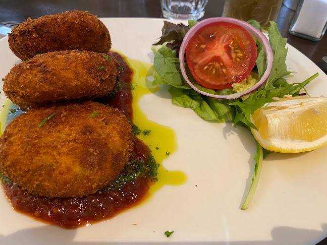 Comentarii opinii despre Davis' Restaurant & Yeats Tavern