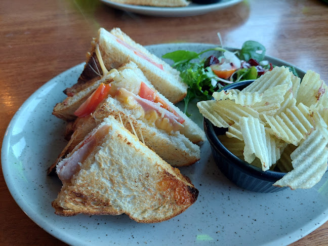 Comentarii opinii despre Platform 22 Cafe