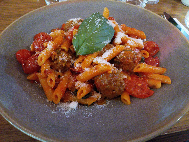 Di Vino Italian Restaurant - Hospitality and gastronomy